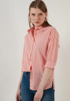 LELA REGULAR FIT - Camisa - Pink, Mujer -LELA Tienda 02dd486ac6b84ef4b3ed18ccc569b4fa