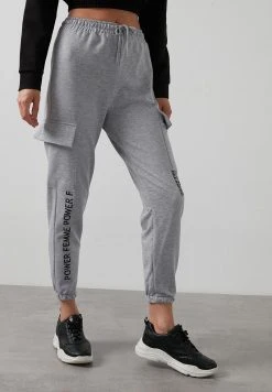LELA Pantalones Deportivos - Grey , Mujer -LELA Tienda 084e69eb097348739601ab4320d3ff19