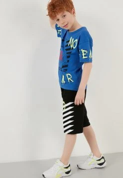 LELA REGULAR FIT T-SHIRT AND SHORTS - Shorts - Blue, Niños -LELA Tienda 0a1fb2d4f874433b8cb7d74ebd52026f