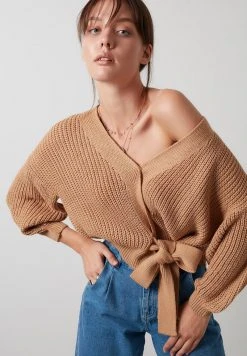 LELA V NECK - Jersey De Punto - Camel , Mujer -LELA Tienda 148a8693c70147dd908f6ef8ee2e3893