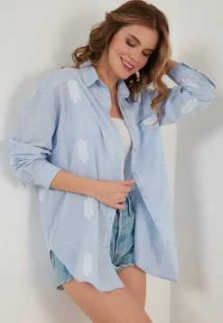 LELA REGULAR FIT - Camisa - Blue , Mujer 7 LELA REGULAR FIT - Camisa - Blue , Mujer -LELA Tienda 151aeab057f743fab086cc912781aaf9