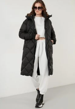 LELA LONG SAKURA - Abrigo De Invierno - Black, Mujer -LELA Tienda 16732067b6c5439299e0af6b4bd42bfa