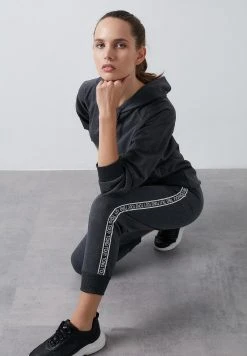 LELA Pantalones Deportivos - Anthracite, Mujer -LELA Tienda 1815c944dbf5411584199147cd3b0841