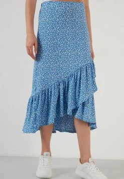 LELA REGULAR FIT - Falda Acampanada - Baby Blue, Mujer -LELA Tienda 18b5438d2f694149b1c188898ce70a38