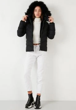 LELA Tienda -LELA Tienda 211fca29331946f792d8dc31971d4afd