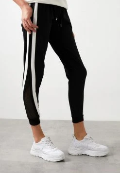 LELA Pantalones Deportivos - Black , Mujer -LELA Tienda 221af122d008445283993d380c6425e8