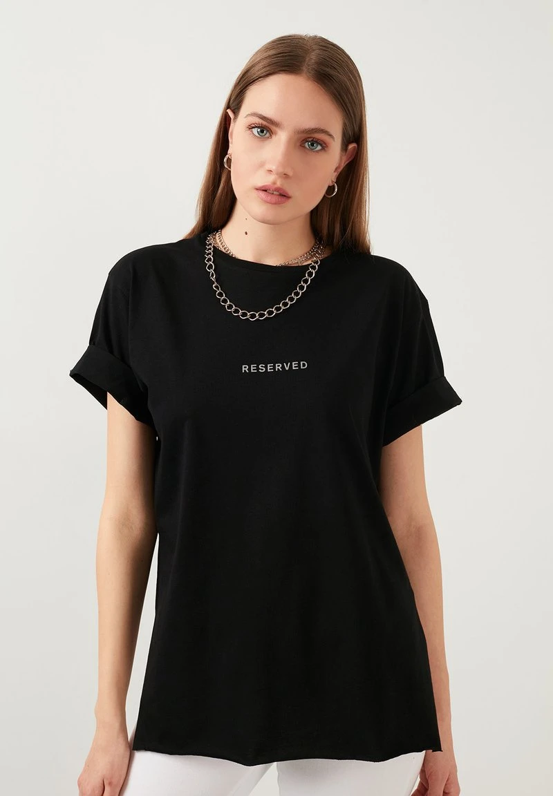 LELA Camiseta Estampada - Black , Mujer 1 LELA Camiseta Estampada - Black , Mujer