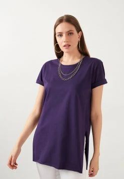 LELA Camiseta Básica - Purple, Mujer -LELA Tienda 249b277c0b354752bf6f3f556857bf6c