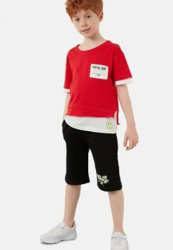 LELA REGULAR FIT T-SHIRT AND SHORTS - Shorts - Red , Niños