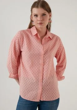 LELA REGULAR FIT - Camisa - Pink, Mujer -LELA Tienda 317e2ec912b94dcdb834cba75dcb78e1