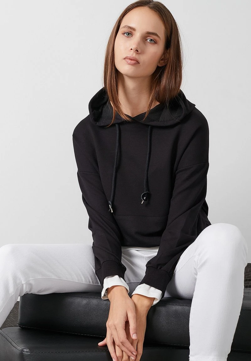 LELA Jersey Con Capucha - Black , Mujer 4 LELA Jersey Con Capucha - Black , Mujer - Imagen 4