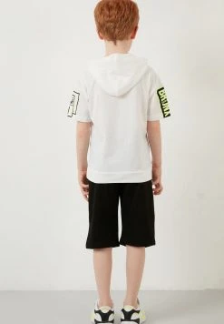 LELA REGULAR FIT T-SHIRT AND SHORTS - Shorts - White , Niños -LELA Tienda 3adc173caca948eba5dfe0d246d88ead