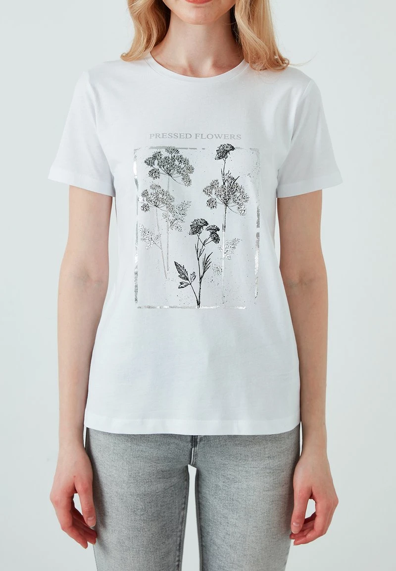 LELA Camiseta Estampada - White , Mujer 1 LELA Camiseta Estampada - White , Mujer