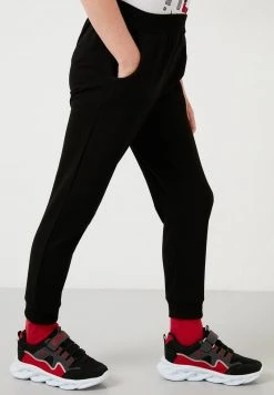 LELA 2 PACK - Chándal - Yellow, Niños 7 LELA 2 PACK - Chándal - Yellow, Niños -LELA Tienda 448449bba2e54d6a8756a8a2fb420d4b