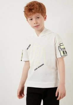 LELA REGULAR FIT T-SHIRT AND SHORTS - Shorts - White , Niños -LELA Tienda 49c43097b82843e2a96bebcfcb088eca