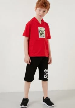 LELA REGULAR FIT T-SHIRT AND SHORTS - Shorts - Red , Niños