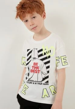 LELA REGULAR FIT T-SHIRT AND SHORTS - Shorts - White , Niños -LELA Tienda 54617640119442b1aeb68f9a8943d6b7