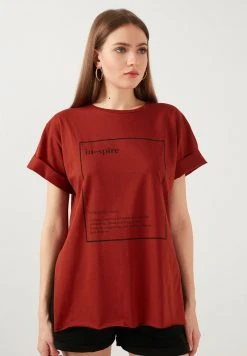 LELA OVERSIZED - Camiseta Estampada - Brick Red , Mujer 7 LELA OVERSIZED - Camiseta Estampada - Brick Red , Mujer -LELA Tienda 582497b6099b40a09583ffef7e2255c7