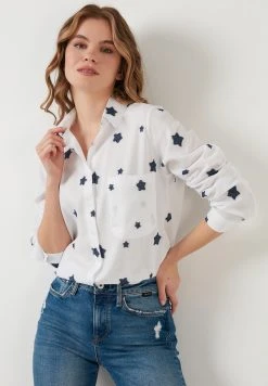 LELA REGULAR FIT - Camisa - White , Mujer 8 LELA REGULAR FIT - Camisa - White , Mujer -LELA Tienda 5ff9cc6e6846404488a2ae186d28bcd9