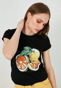 LELA Camiseta Estampada - Black , Mujer -LELA Tienda 694b3e0b817c49c3b6c300c15b7ce360