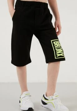 LELA REGULAR FIT T-SHIRT AND SHORTS - Shorts - Green , Niños -LELA Tienda 6af3c64cac97443b973705973f852eab