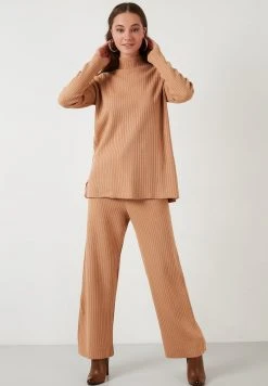 LELA SET - Jersey De Punto - Camel , Mujer