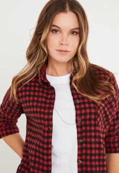 LELA Camisa - Red , Mujer -LELA Tienda 710df191c41b42f6a32a9e2e4a5b66c8