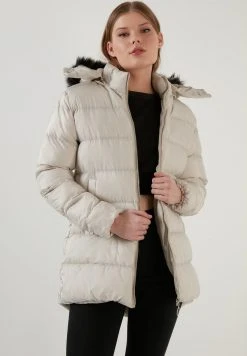 LELA Abrigo De Invierno - Stone Colored , Mujer -LELA Tienda 71b66228f82a417a9cdd3813fbc1ffc0