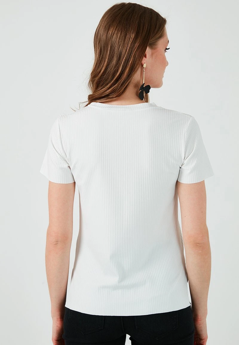 LELA Camiseta Estampada - Ecru , Mujer 2 LELA Camiseta Estampada - Ecru , Mujer - Imagen 2