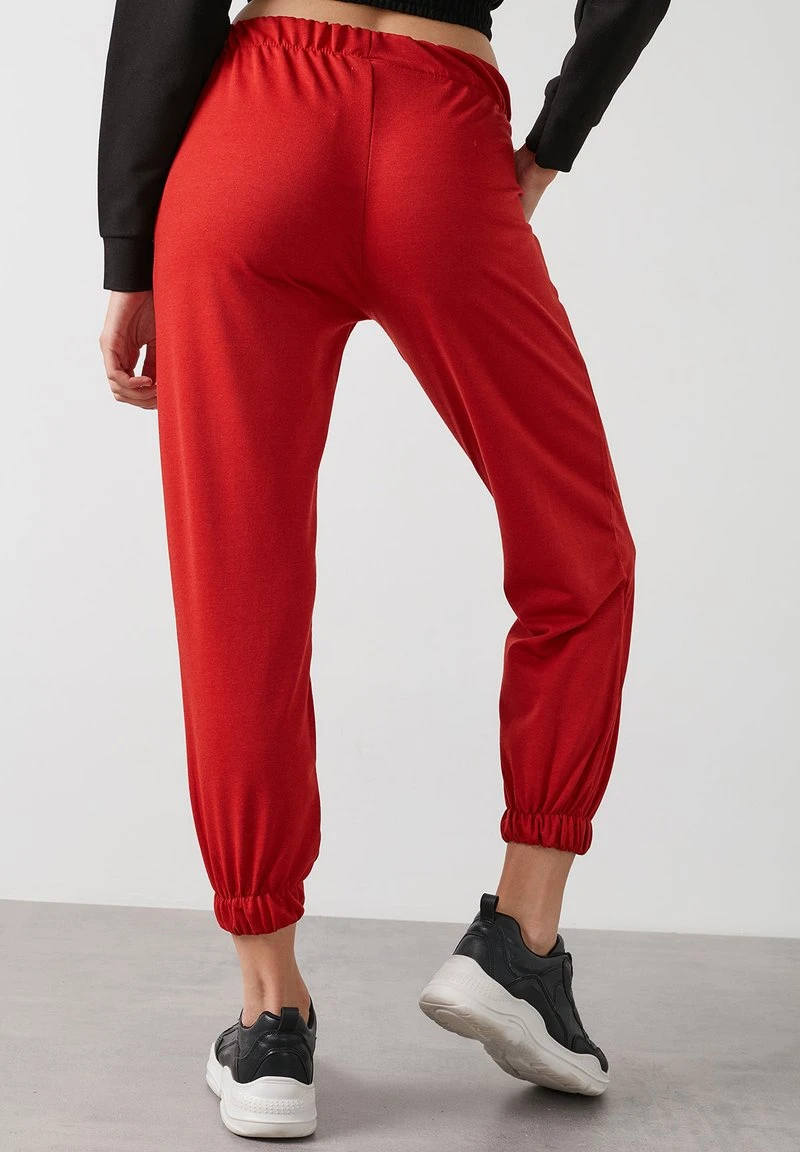 LELA Pantalones Deportivos - Red , Mujer 2 LELA Pantalones Deportivos - Red , Mujer - Imagen 2