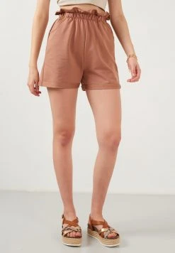LELA WITH ELASTIC WAIST POCKETS - Shorts - Biscuit Color , Mujer -LELA Tienda 79907fc3b80b46789c55b681b1c151a8