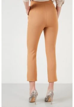 LELA Pantalones - Camel , Mujer -LELA Tienda 7bb3a771c3c5441a875839b0f483de5f