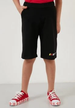 LELA REGULAR FIT SET - Shorts - Red , Niños 11 LELA REGULAR FIT SET - Shorts - Red , Niños -LELA Tienda 7dedcc3d8c714c63b4882b3267aab2a1