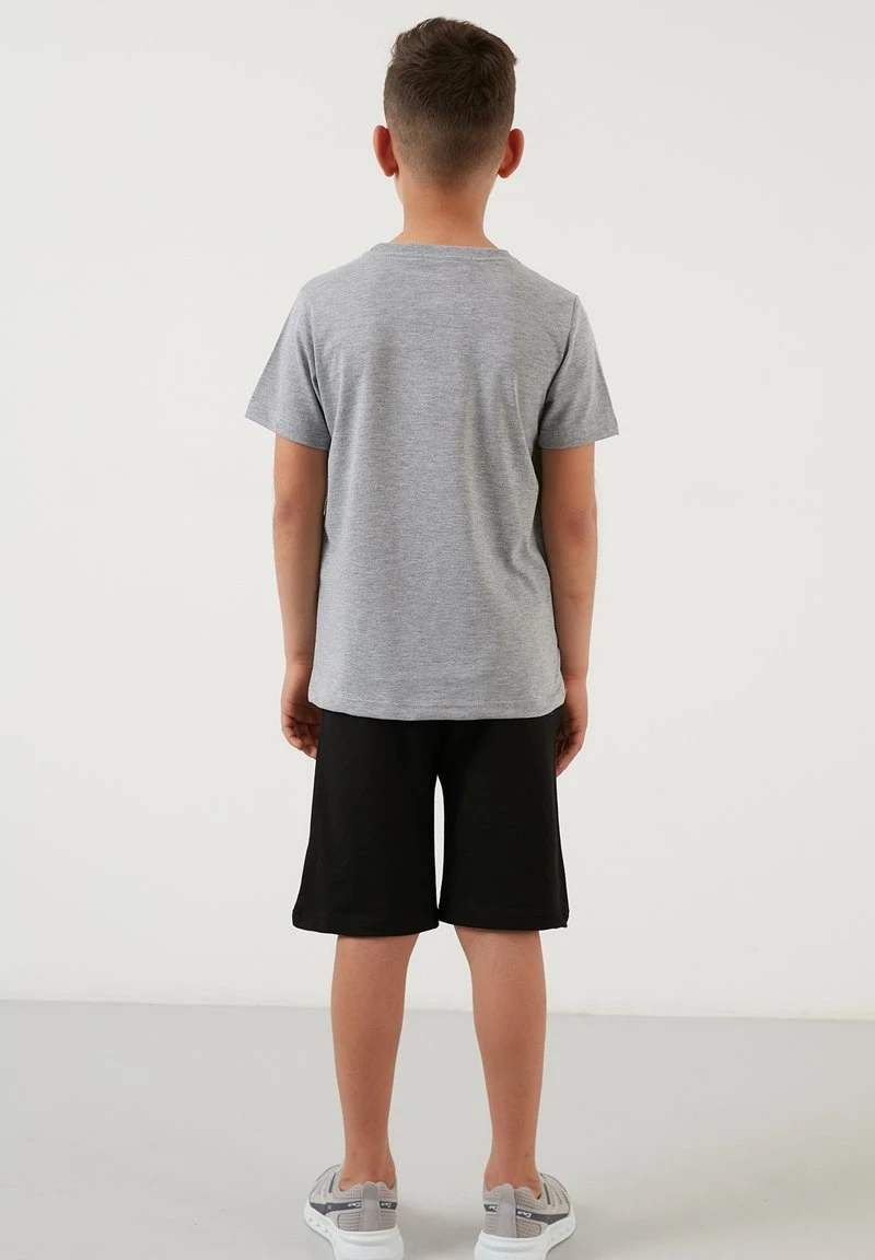 LELA REGULAR FIT SET - Shorts - Grey Melange, Niños 3 LELA REGULAR FIT SET - Shorts - Grey Melange, Niños - Imagen 3