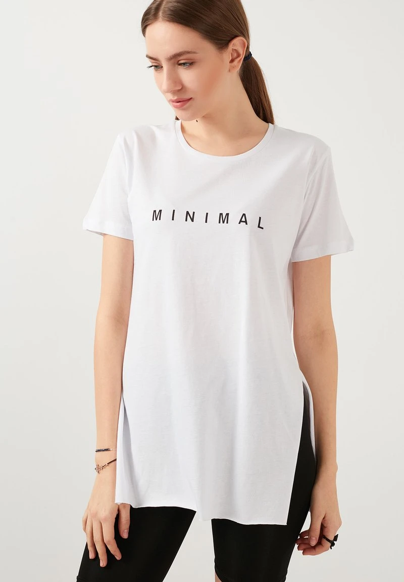 LELA Camiseta Estampada - White , Mujer 3 LELA Camiseta Estampada - White , Mujer - Imagen 3