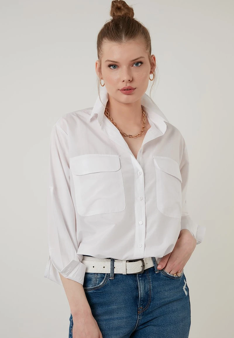LELA REGULAR FIT - Camisa - White , Mujer 4 LELA REGULAR FIT - Camisa - White , Mujer - Imagen 4