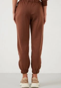 LELA Pantalones Deportivos - Biscuit Color , Mujer -LELA Tienda 892de844e1e848f9954e1ab3f425dc34