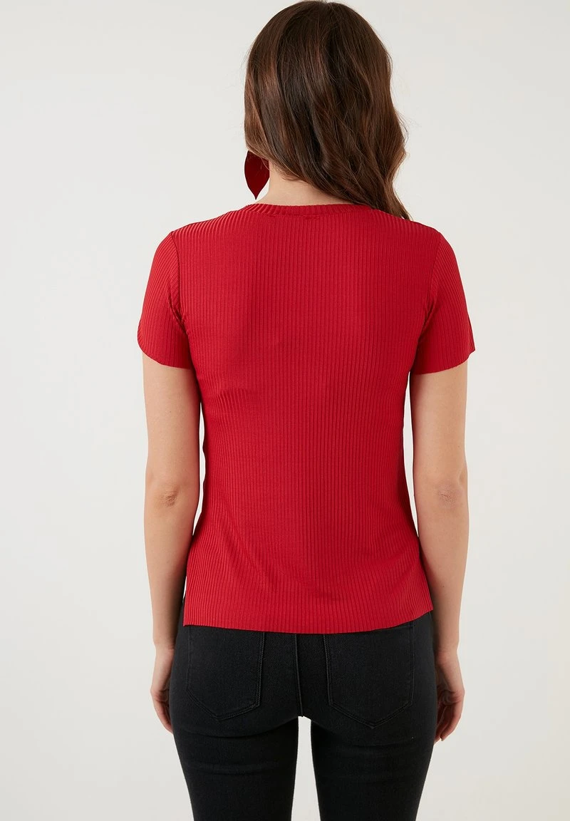 LELA Camiseta Estampada - Red , Mujer 3 LELA Camiseta Estampada - Red , Mujer - Imagen 3