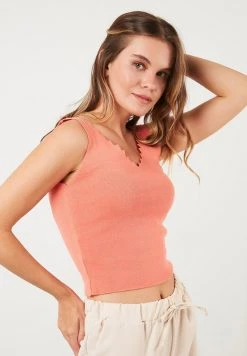 LELA Top - Light Orange , Mujer -LELA Tienda 91f4da068cb44bfab77eeeab15723720