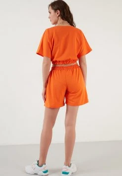 LELA CROP - Shorts - Orange, Mujer -LELA Tienda 9f1ea1a20b81479192031558df7cb46f