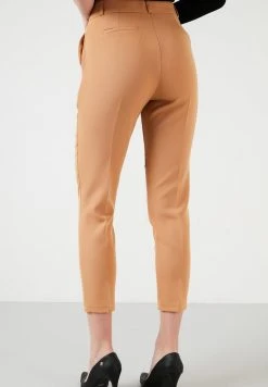 LELA Pantalones - Camel , Mujer -LELA Tienda a1908e3640f2429f983e75c8e0bafaa2