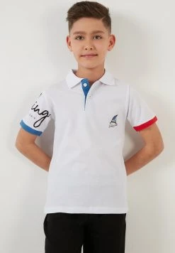 LELA REGULAR FIT SET - Shorts - White, Niños -LELA Tienda a77fb2b79a6d4181866da20c9a694950