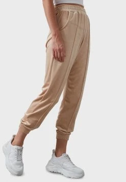 LELA Pantalones Deportivos - Stone Colored , Mujer -LELA Tienda a8b883eb8e8f49a5955133baaf2774ba
