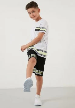 LELA SET - Shorts - White , Niños -LELA Tienda b1779cbcfa624cd191ee3cac747d2723