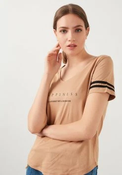 LELA Camiseta Estampada - Snuff Coloured, Mujer 6 LELA Camiseta Estampada - Snuff Coloured, Mujer -LELA Tienda b4fd03e4362a4e80924c1f02aae7df4e