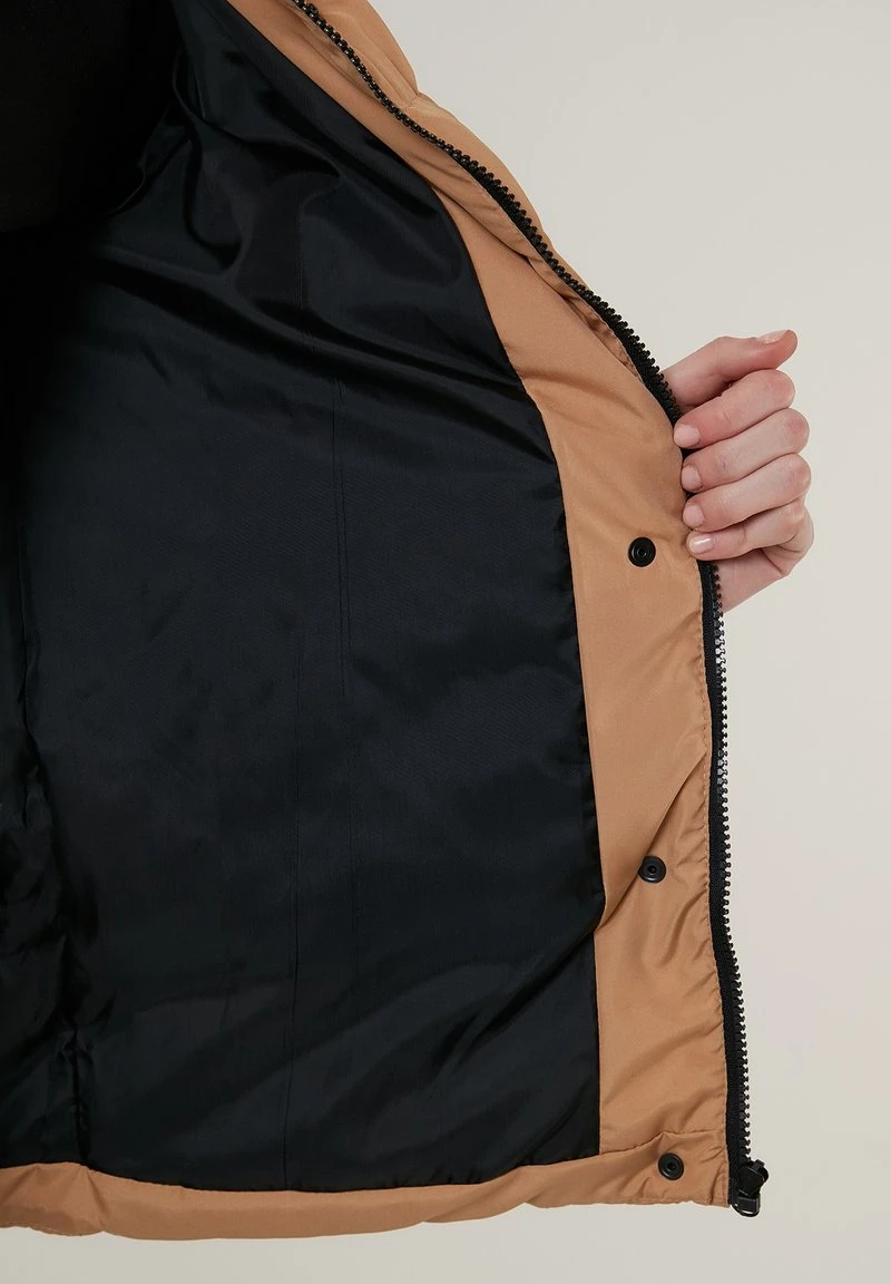 LELA HIGH COLLAR INFLATABLE - Chaqueta De Invierno - Camel , Mujer 3 LELA HIGH COLLAR INFLATABLE - Chaqueta De Invierno - Camel , Mujer - Imagen 3