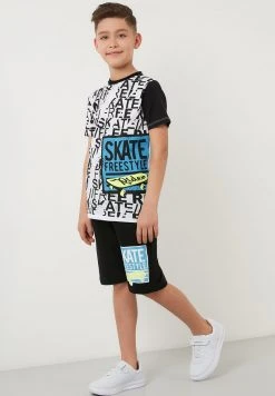 LELA SET - Shorts - White , Niños -LELA Tienda b7538a80755c4bfdbaae94611d249620