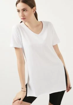 LELA Camiseta Estampada - White, Mujer 7 LELA Camiseta Estampada - White, Mujer -LELA Tienda b9d56d6285a64aae94e3d71e423b759a