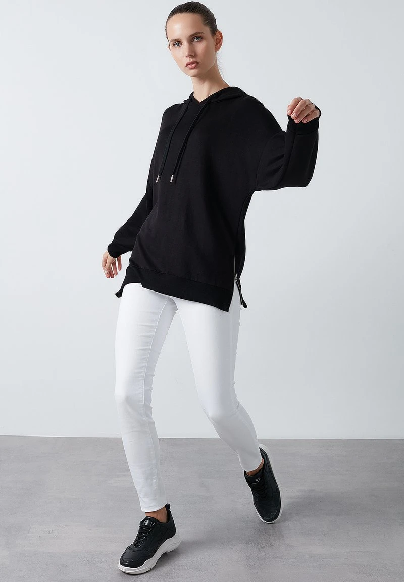 LELA Jersey Con Capucha - Black , Mujer 1 LELA Jersey Con Capucha - Black , Mujer