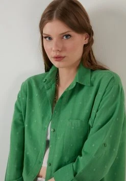 LELA Camisa - Pistachio Green , Mujer 11 LELA Camisa - Pistachio Green , Mujer -LELA Tienda bd49ae1bedf04ba0a2a009f94ee39e27